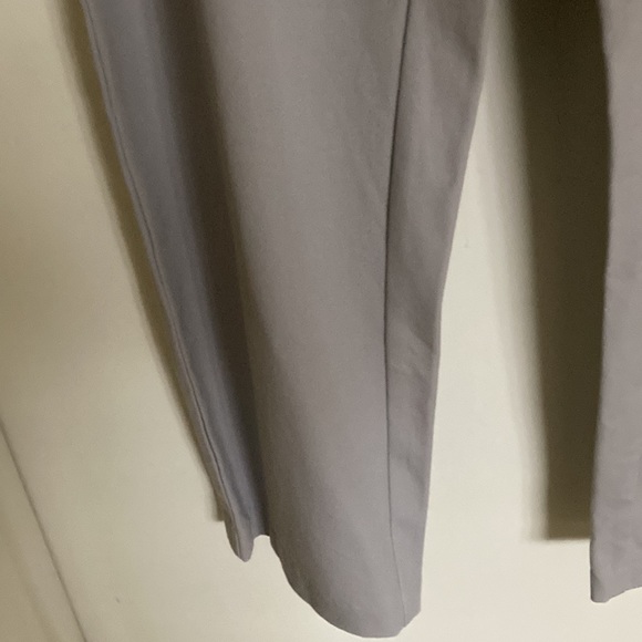 Light Grey Pants with Side Zipper By Alfani size 16 - Picture 5 of 9